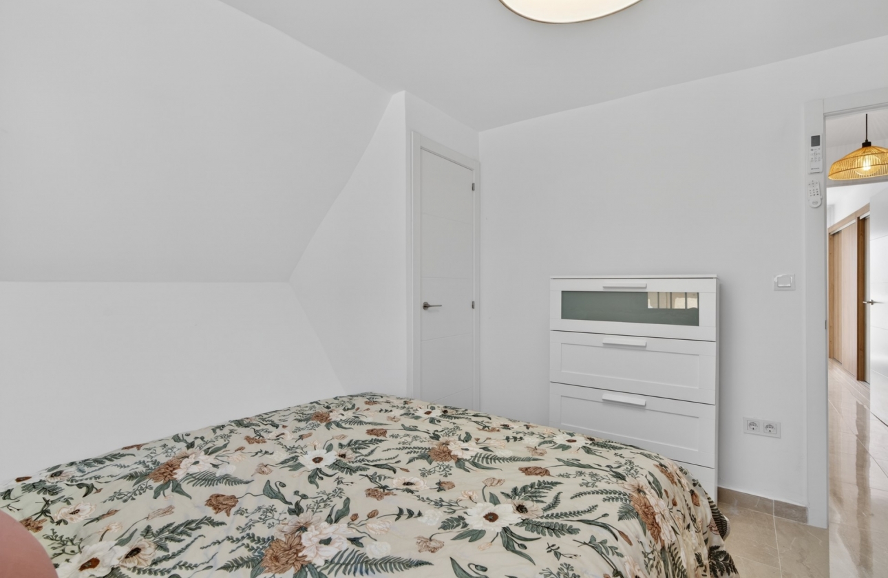 Reventa - Villa - Torrevieja - Playa de los Locos