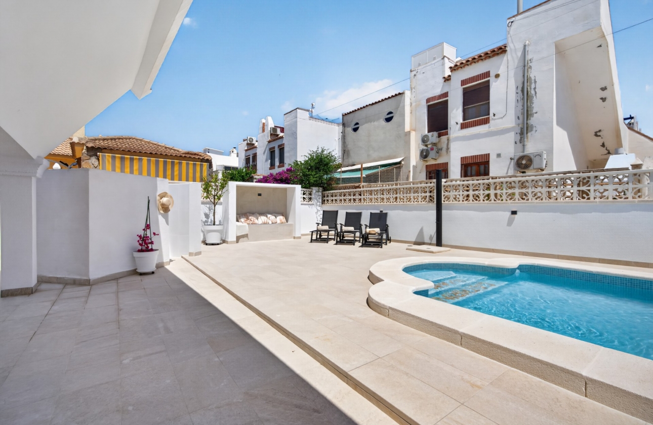 Reventa - Villa - Torrevieja - Playa de los Locos