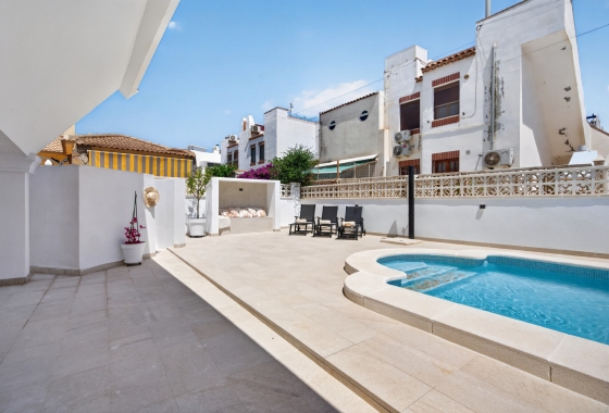 Reventa - Villa - Torrevieja - Playa de los Locos