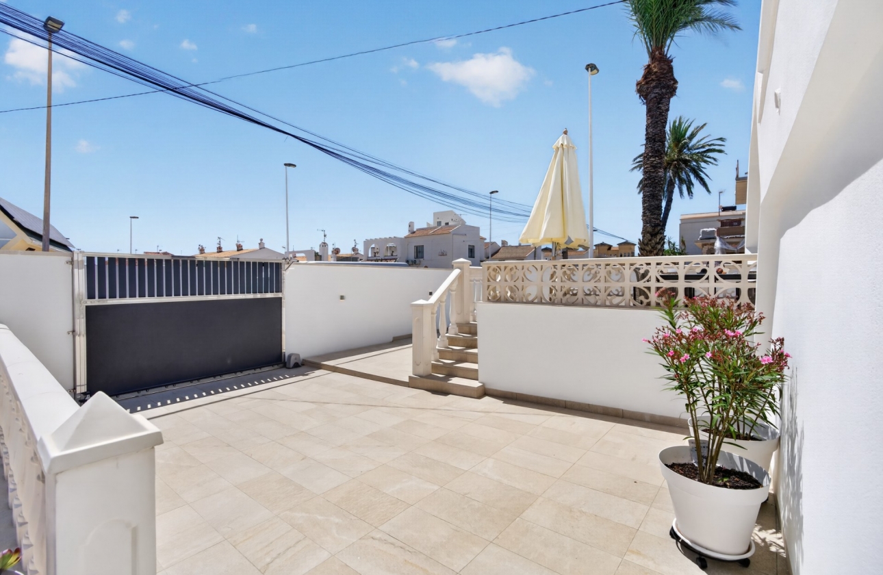Reventa - Villa - Torrevieja - Playa de los Locos