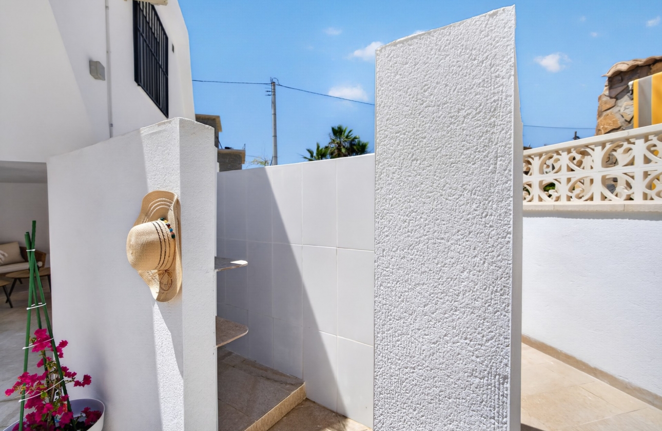 Reventa - Villa - Torrevieja - Playa de los Locos