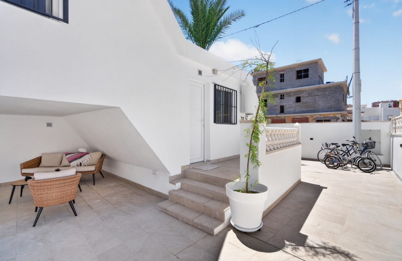 Reventa - Villa - Torrevieja - Playa de los Locos
