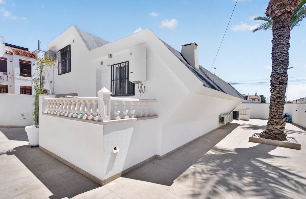 Reventa - Villa - Torrevieja - Playa de los Locos