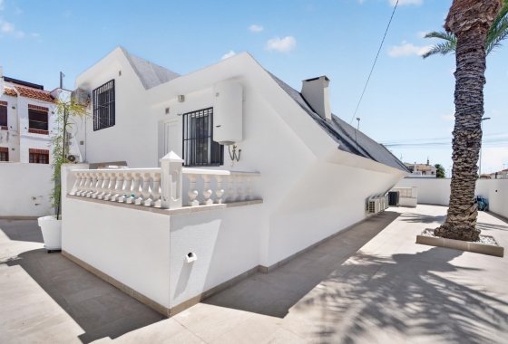 Reventa - Villa - Torrevieja - Playa de los Locos