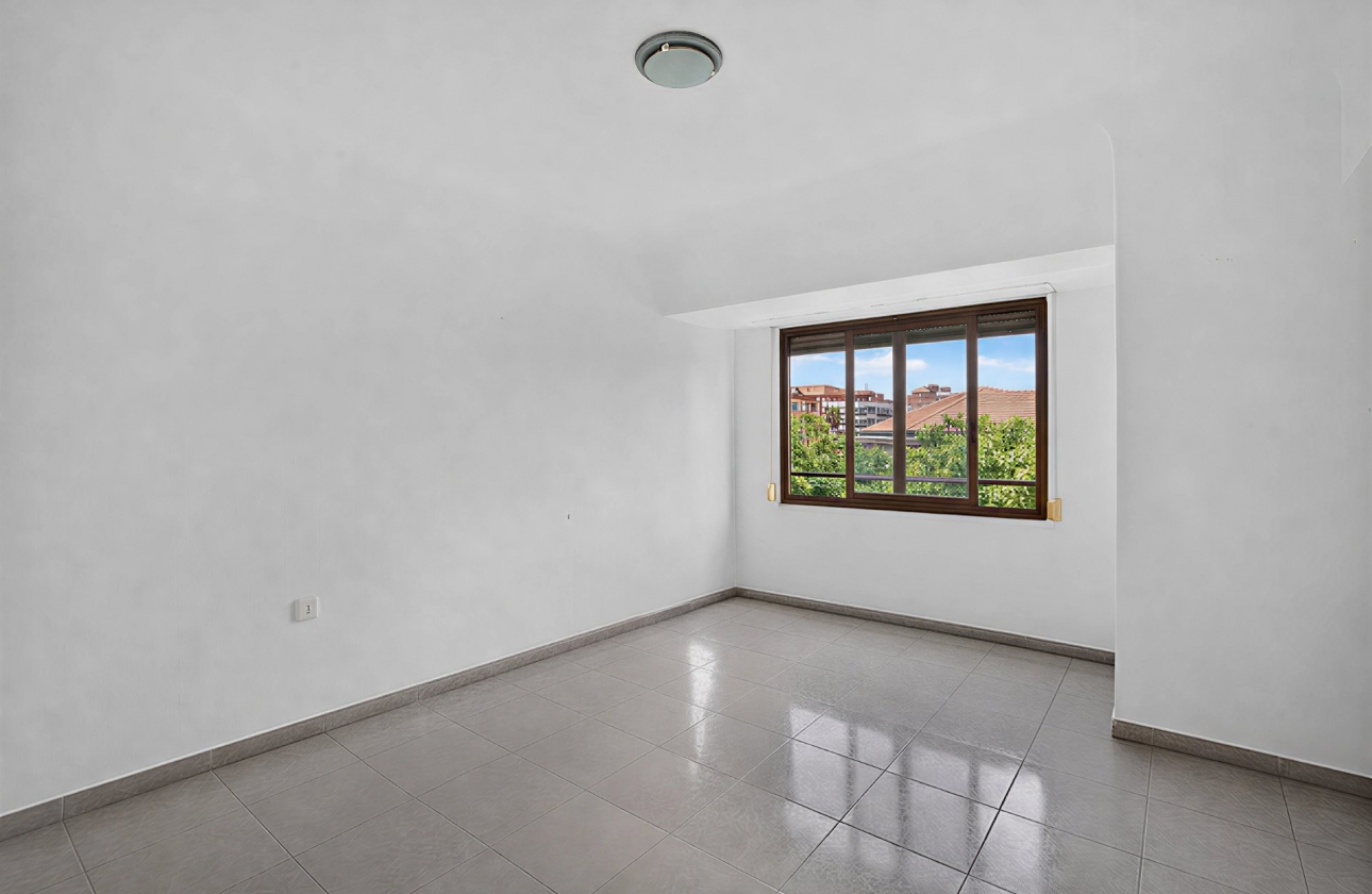 Reventa - Apartment - Alicante - Calle de los Doscientos
