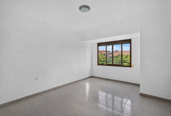 Resale - Apartment - Alicante - Calle de los Doscientos