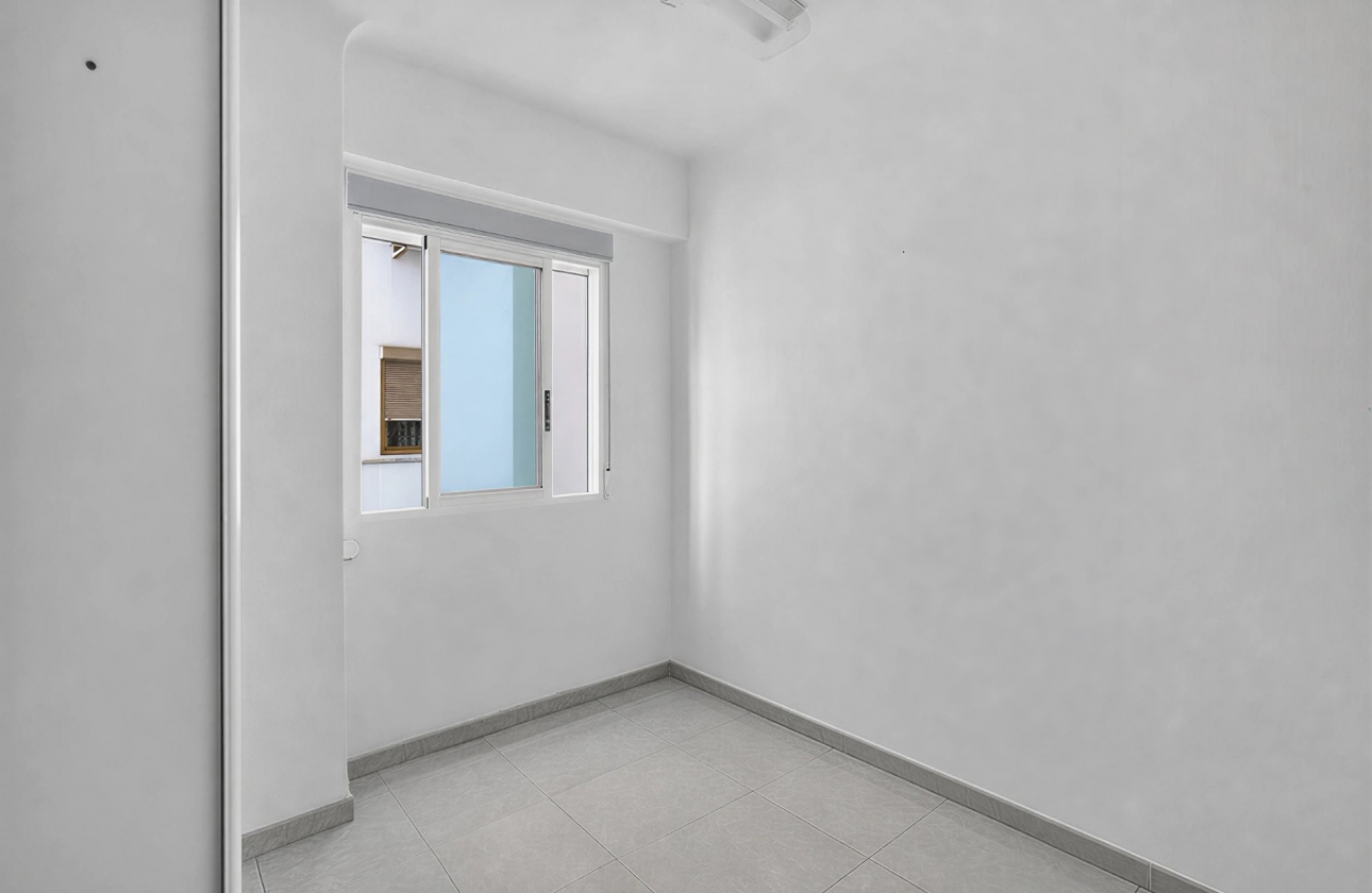 Reventa - Apartment - Alicante - Calle de los Doscientos