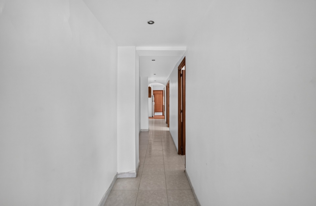 Reventa - Apartment - Alicante - Calle de los Doscientos