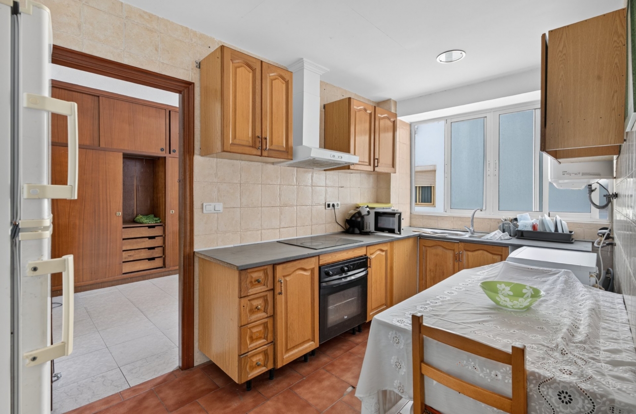 Reventa - Apartment - Alicante - Calle de los Doscientos