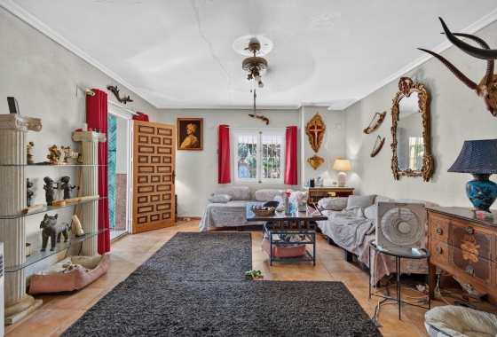 Reventa - Villa - Elche - Paraje La Hoya nº 3028 (Polígono 71 Parcela 25)