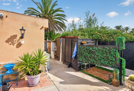 Reventa - Villa - Elche - Paraje La Hoya nº 3028 (Polígono 71 Parcela 25)
