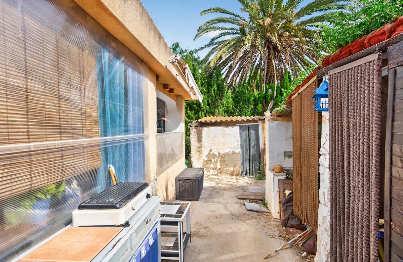 Reventa - Villa - Elche - Paraje La Hoya nº 3028 (Polígono 71 Parcela 25)