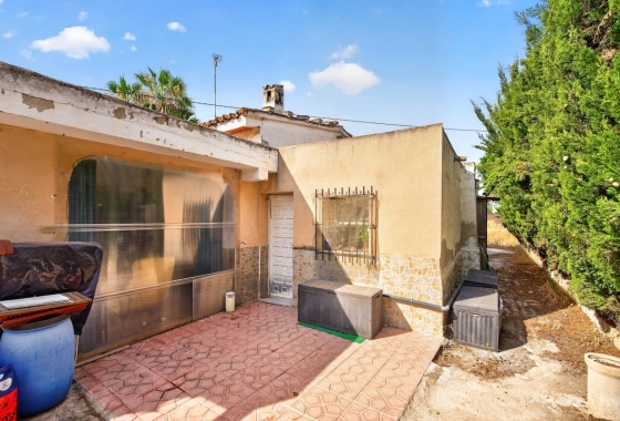Reventa - Villa - Elche - Paraje La Hoya nº 3028 (Polígono 71 Parcela 25)