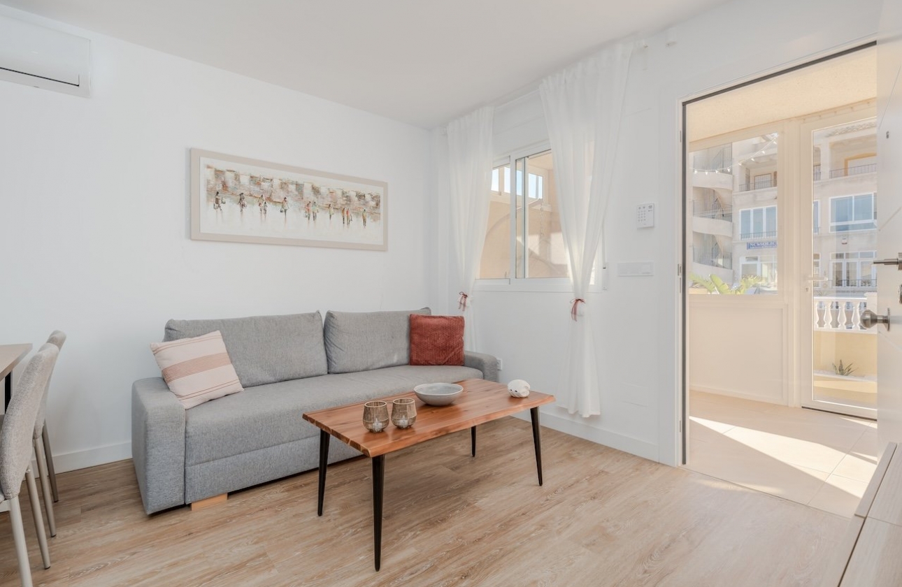 Reventa - Bajo - Torrevieja - Calle Abdelacies 129