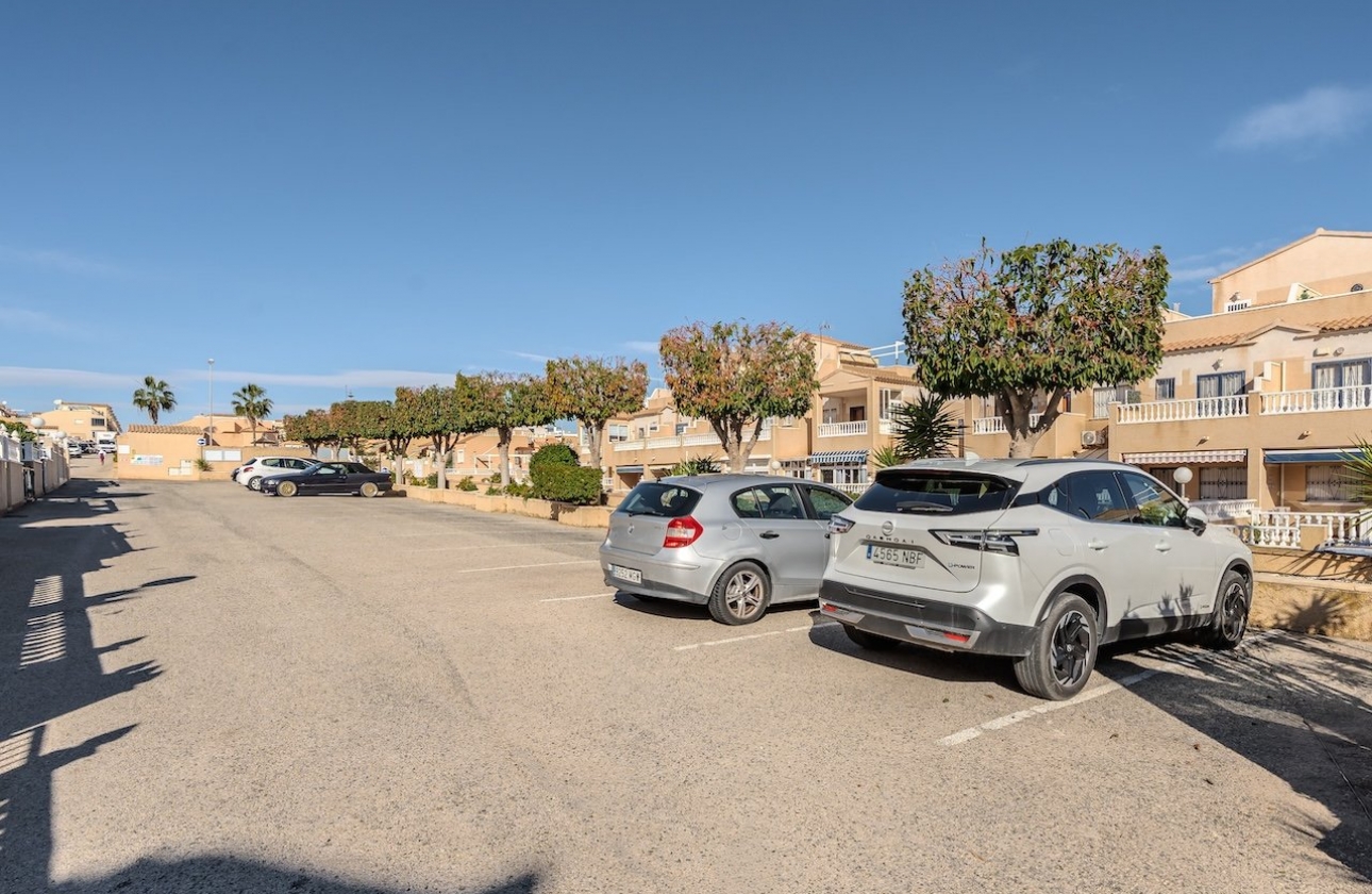 Reventa - Bajo - Torrevieja - Calle Abdelacies 129