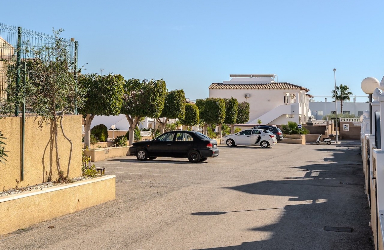 Reventa - Bajo - Torrevieja - Calle Abdelacies 129