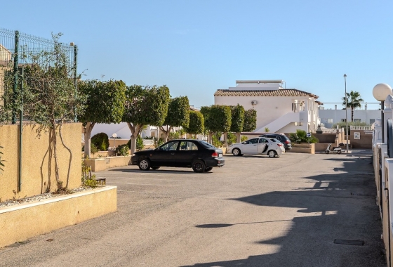 Reventa - Bajo - Torrevieja - Calle Abdelacies 129