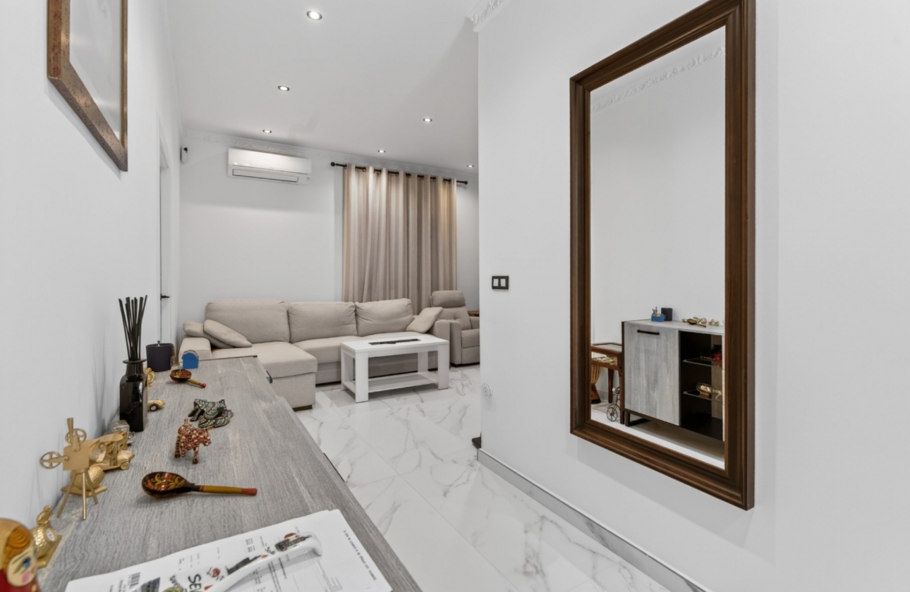 Rynek wtórny - Villa - El Altet