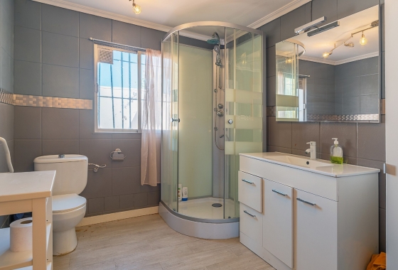 Resale - Villa - San Vicente del Raspeig