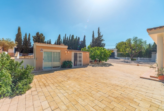 Resale - Villa - San Vicente del Raspeig