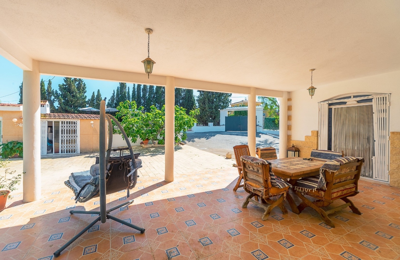 Resale - Villa - San Vicente del Raspeig
