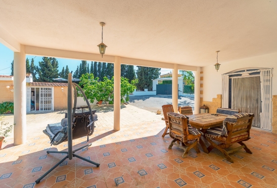 Resale - Villa - San Vicente del Raspeig