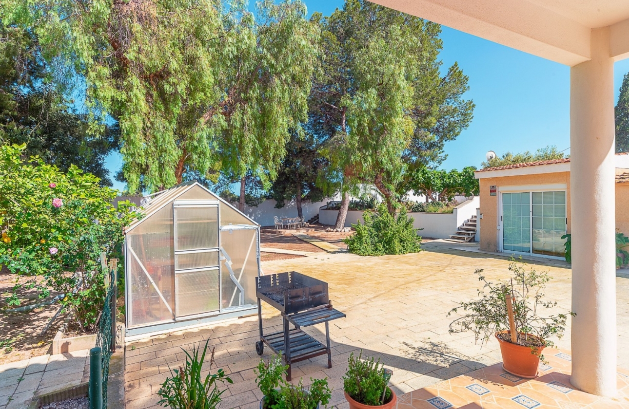 Resale - Villa - San Vicente del Raspeig