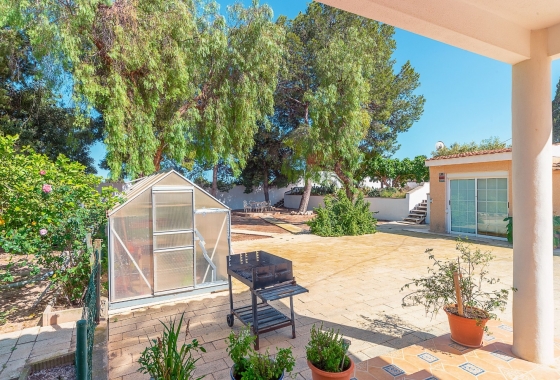 Resale - Villa - San Vicente del Raspeig