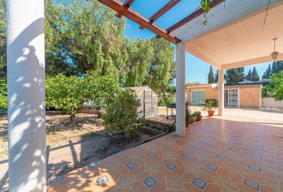 Resale - Villa - San Vicente del Raspeig
