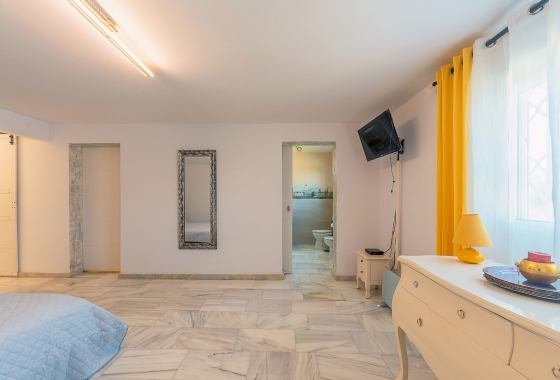 Resale - Villa - San Vicente del Raspeig