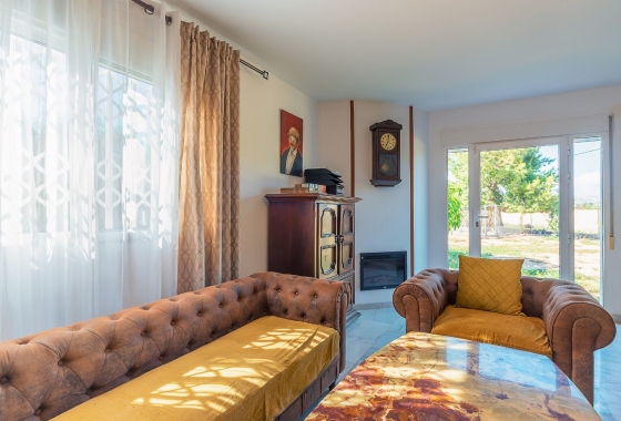 Resale - Villa - San Vicente del Raspeig