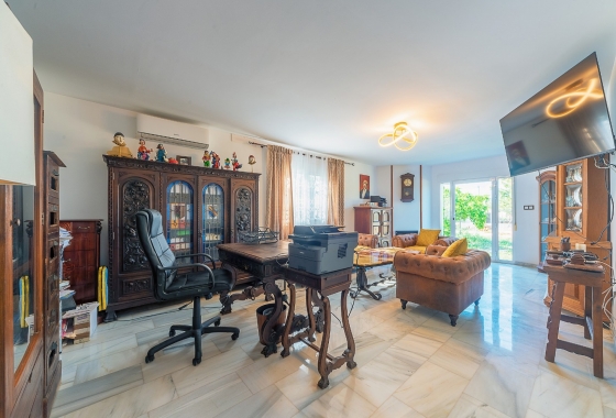 Resale - Villa - San Vicente del Raspeig