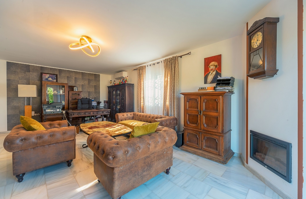Resale - Villa - San Vicente del Raspeig