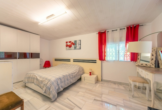 Resale - Villa - San Vicente del Raspeig