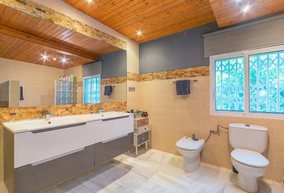 Resale - Villa - San Vicente del Raspeig