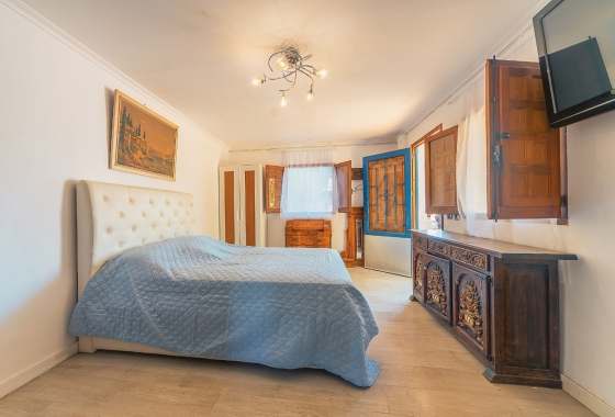 Resale - Villa - San Vicente del Raspeig