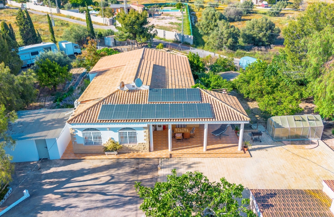 Resale - Villa - San Vicente del Raspeig