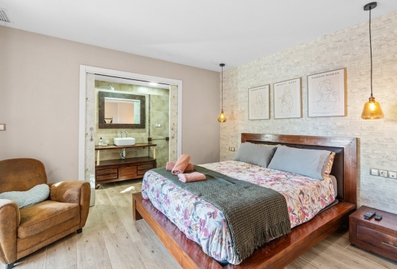 Reventa - Villa - Santa Pola - Calle dEncarnita Alonso 12