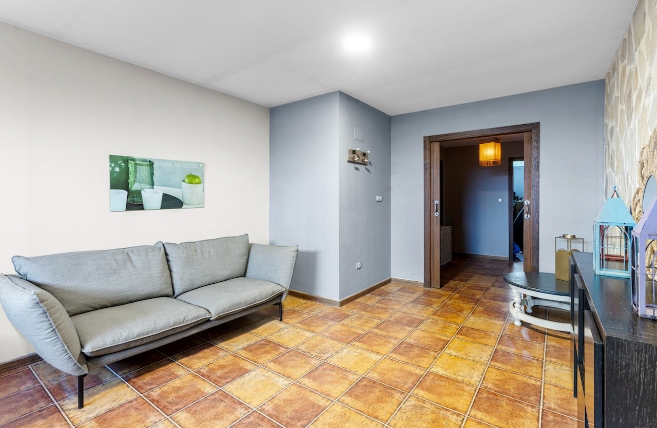 Reventa - Villa - Santa Pola - Calle dEncarnita Alonso 12