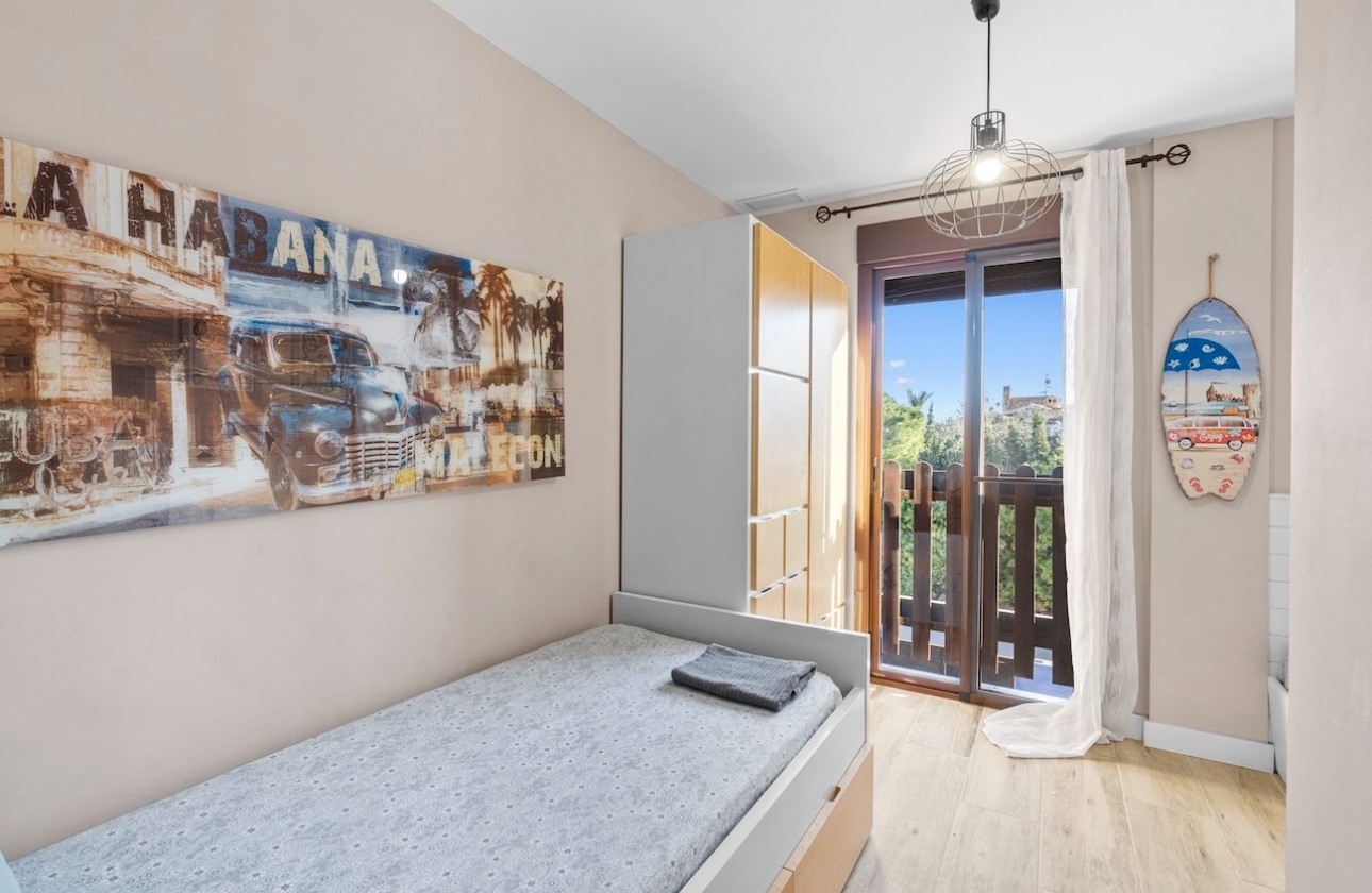 Reventa - Villa - Santa Pola - Calle dEncarnita Alonso 12