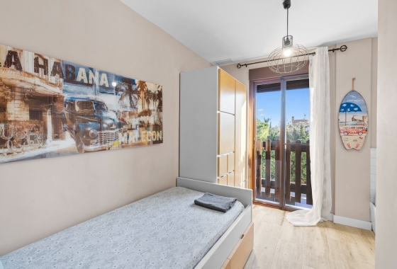 Reventa - Villa - Santa Pola - Calle dEncarnita Alonso 12