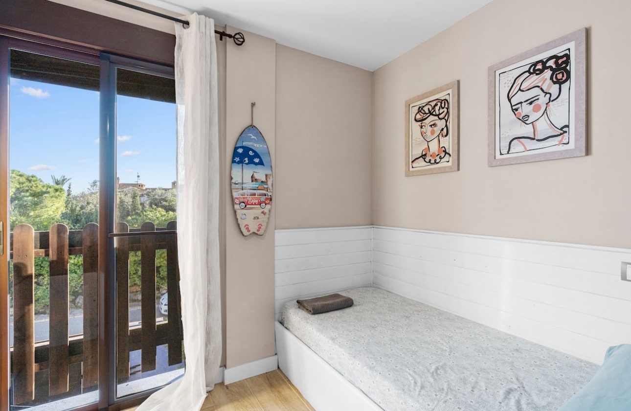 Reventa - Villa - Santa Pola - Calle dEncarnita Alonso 12