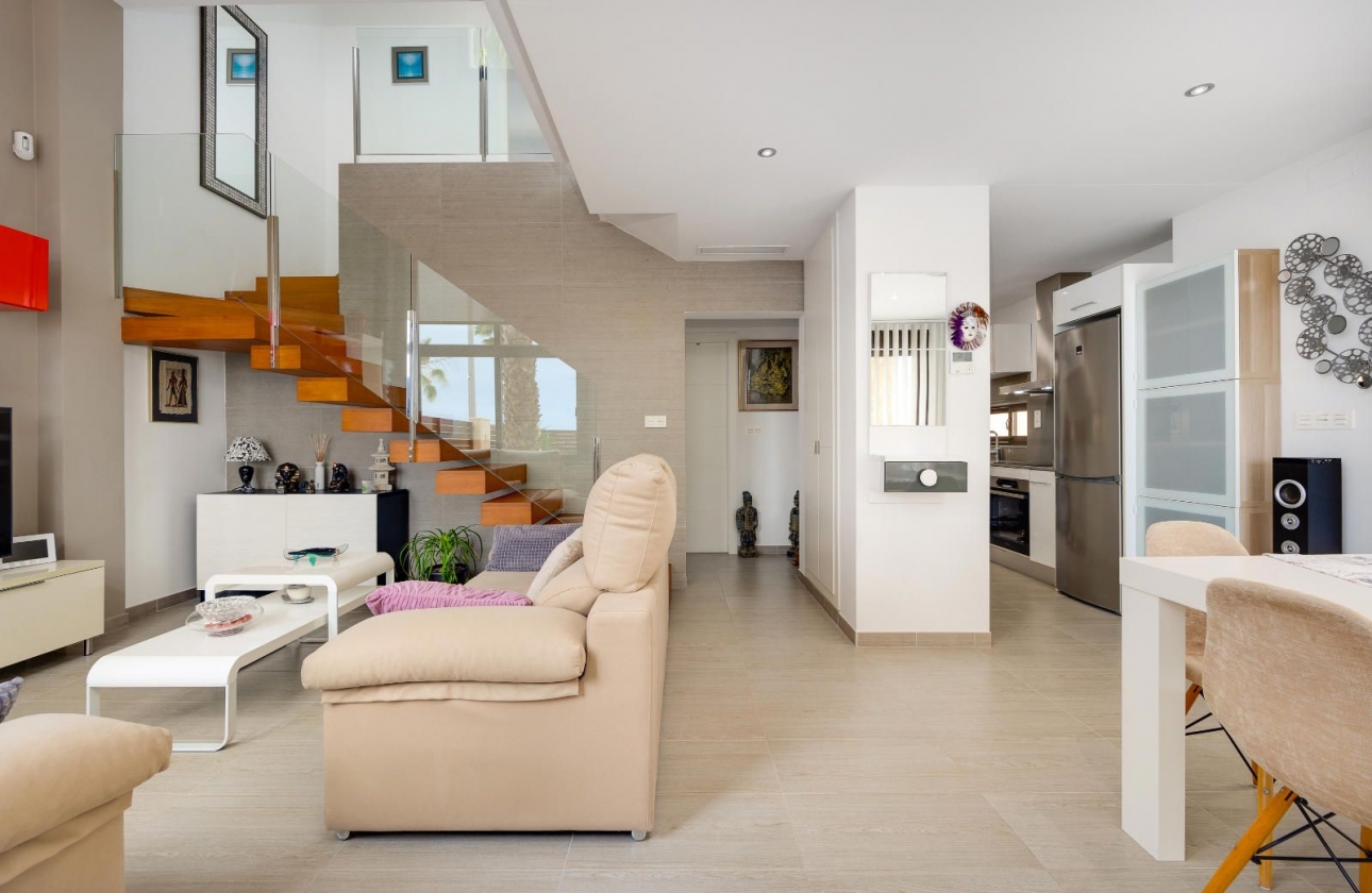 Resale - Villa - Rojales