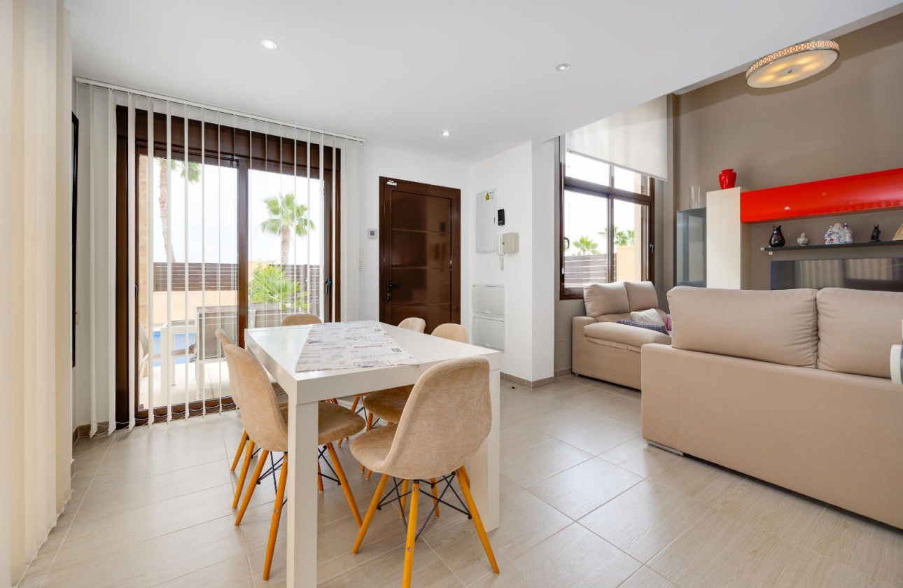 Resale - Villa - Rojales