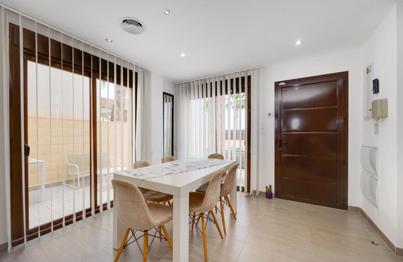 Resale - Villa - Rojales