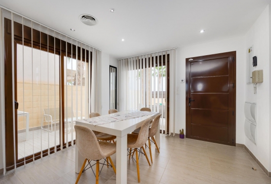 Resale - Villa - Rojales