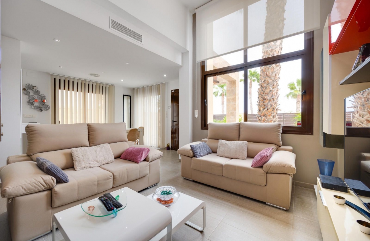 Resale - Villa - Rojales