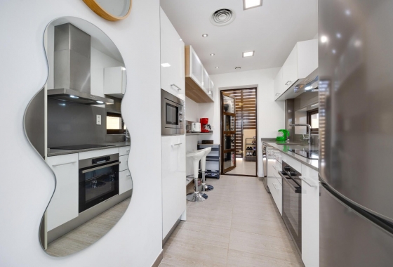 Resale - Villa - Rojales