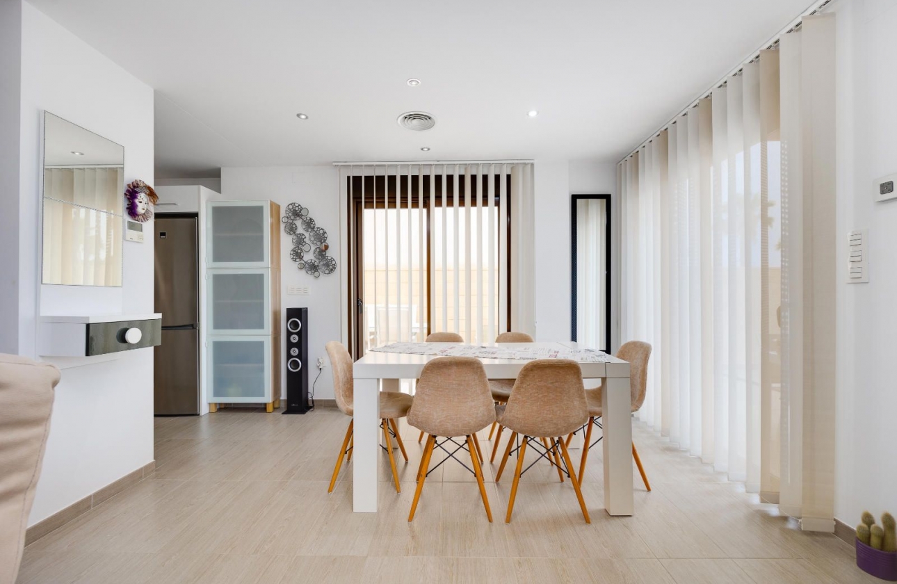 Resale - Villa - Rojales