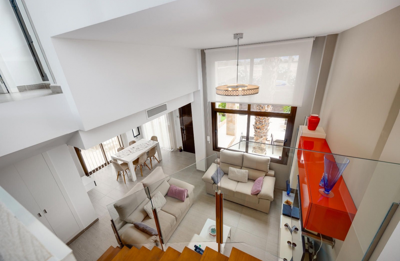 Resale - Villa - Rojales